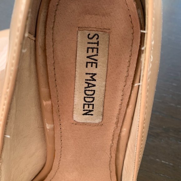 Steve Madden Wavvy Nude Patent Modern Heels - Picture 2 of 10